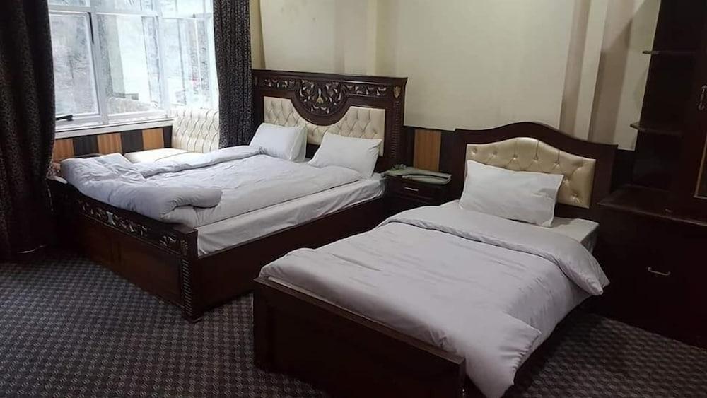 Madina Tower Hotel & Restaurant