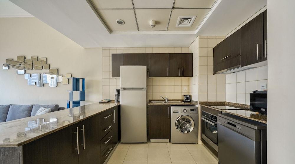 Contemporary One Bedroom with Full Marina View