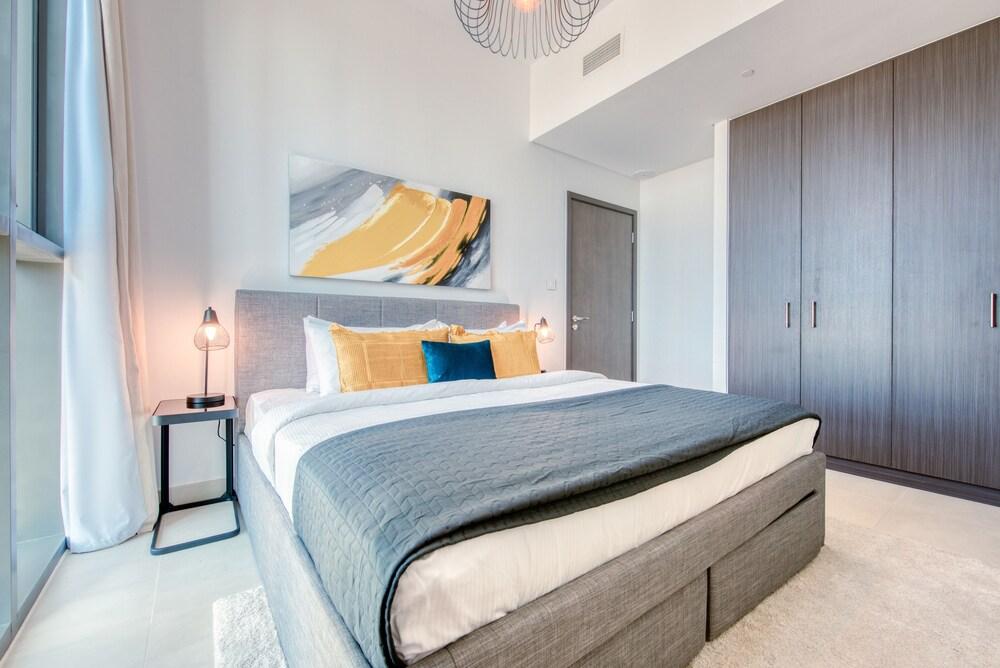 Maison Privee - Downtown Views 1