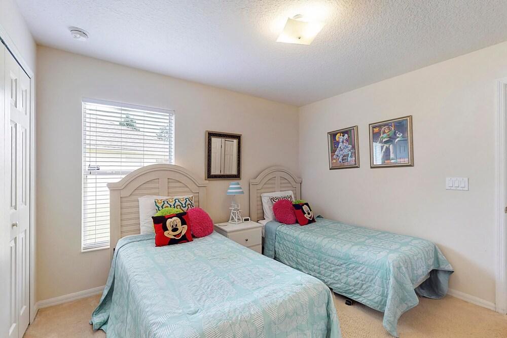 Anthea's Orange Tree Vacation Home