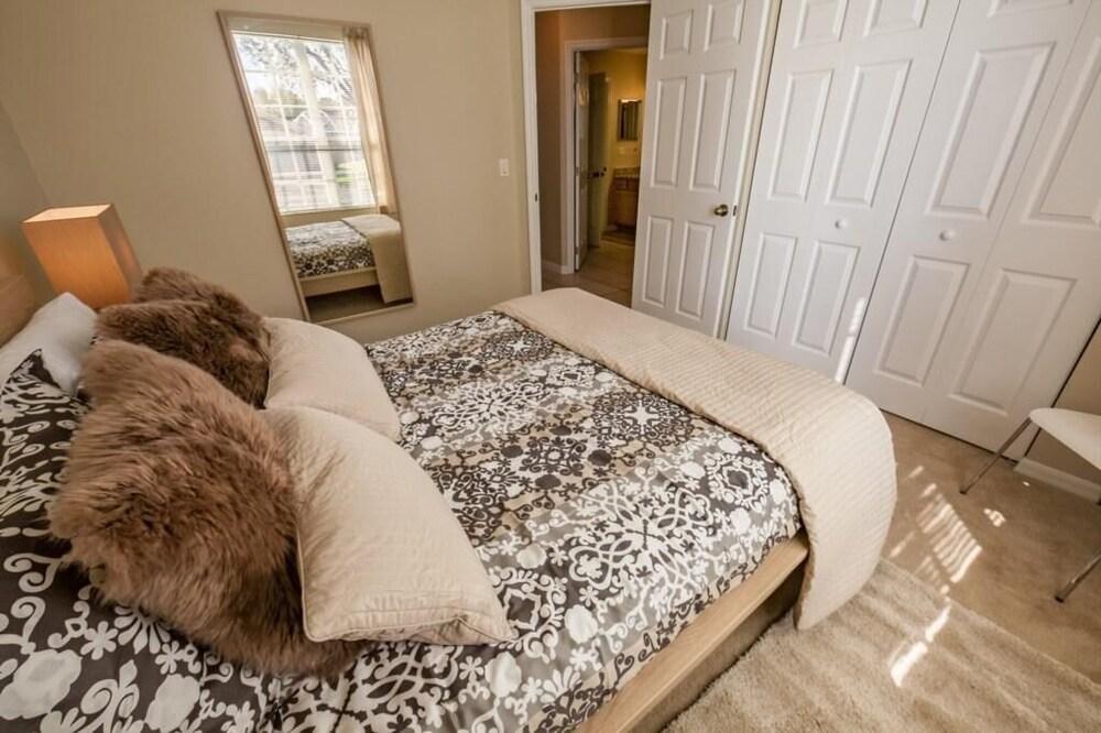 Dawn's Southern Dunes Vacation Home