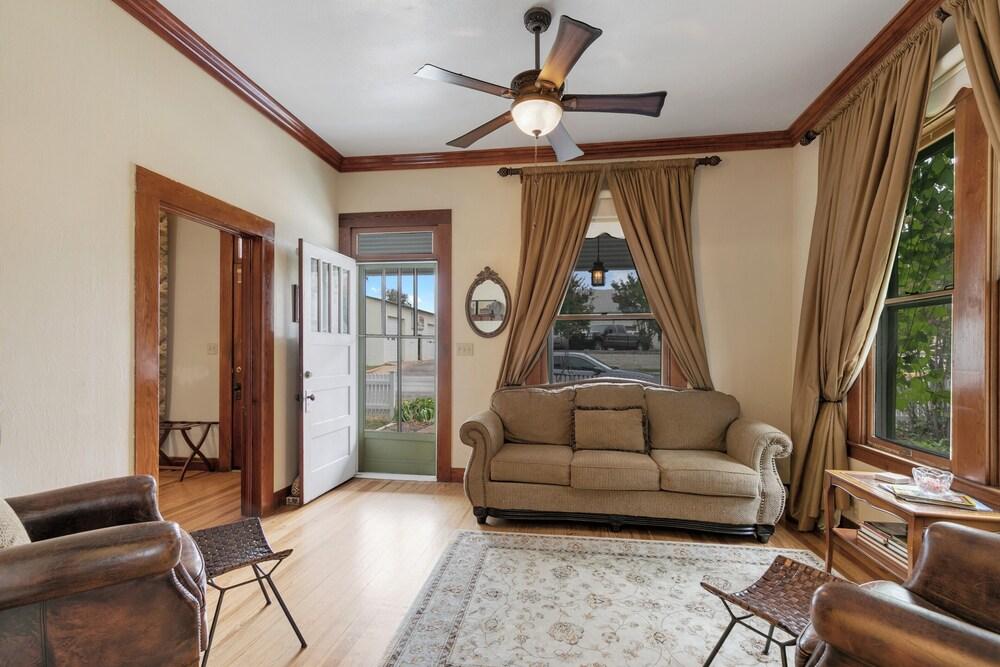 Charming Historic Home one Block From Mainst