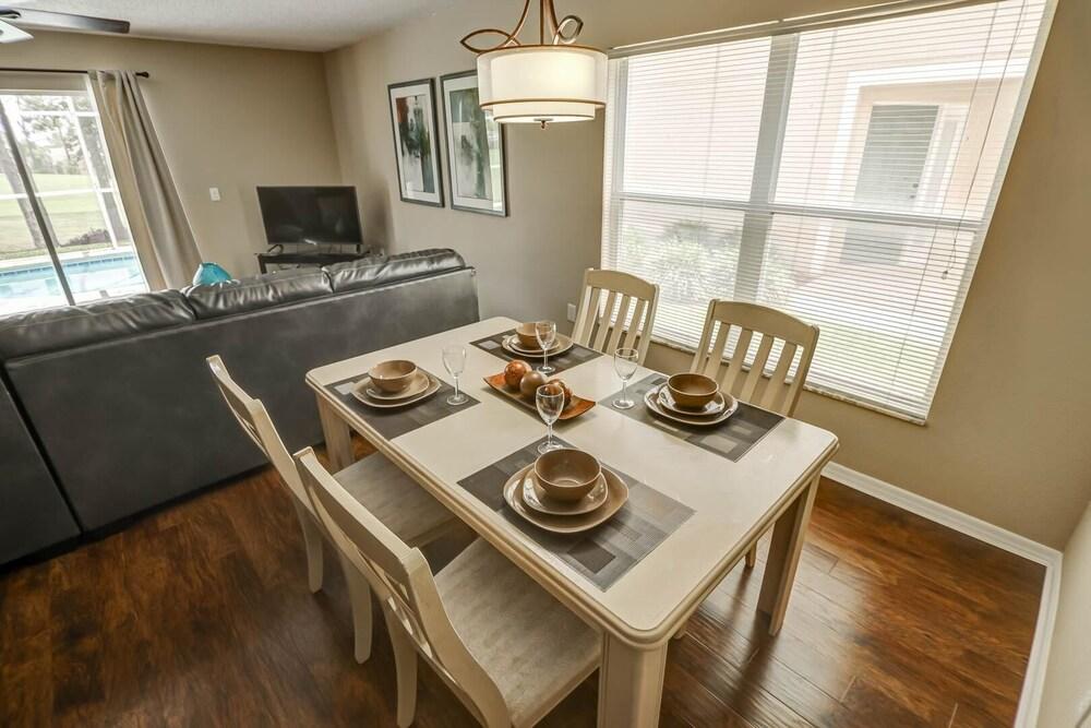 Lyn's Southern Dunes Vacation Home