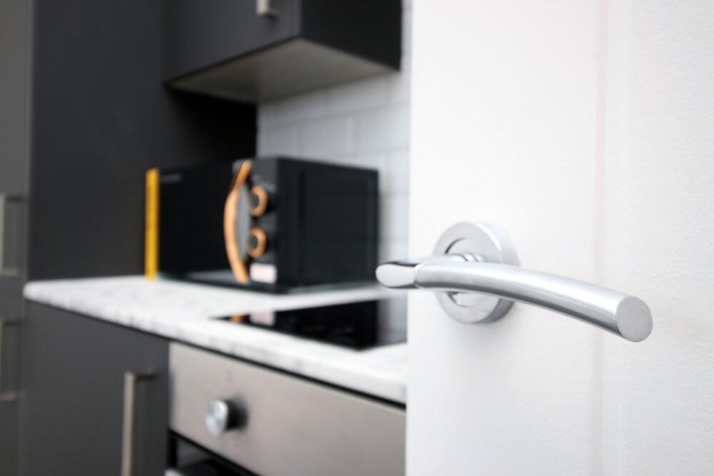 Eveswell Studios Comfort Studio 1