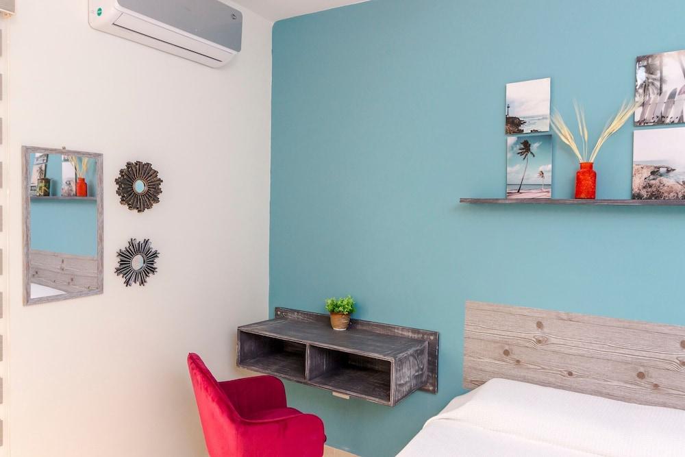 Breezy & Bright Full Apartment