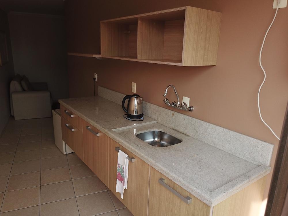 Center Hotel Cambará