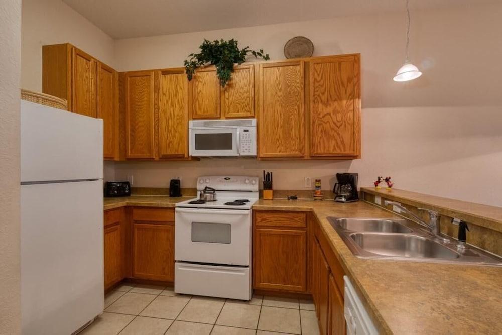 Adalberto's Bahama Bay Condo