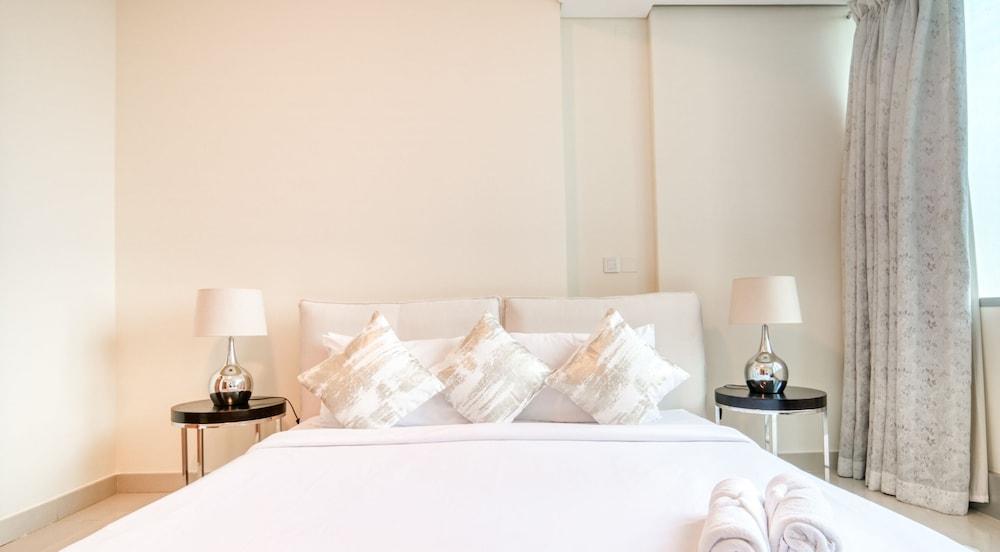 Captivating Sky & Sea Views in Two Bedroom Suite