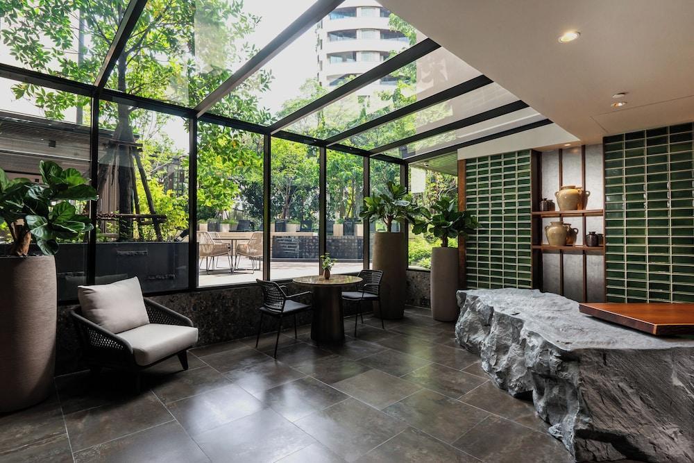 Gardina Asoke Hotel & Residence