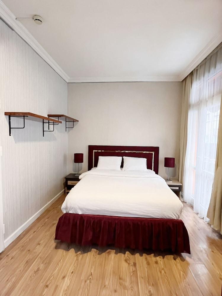 Zebra Hotel Alsancak