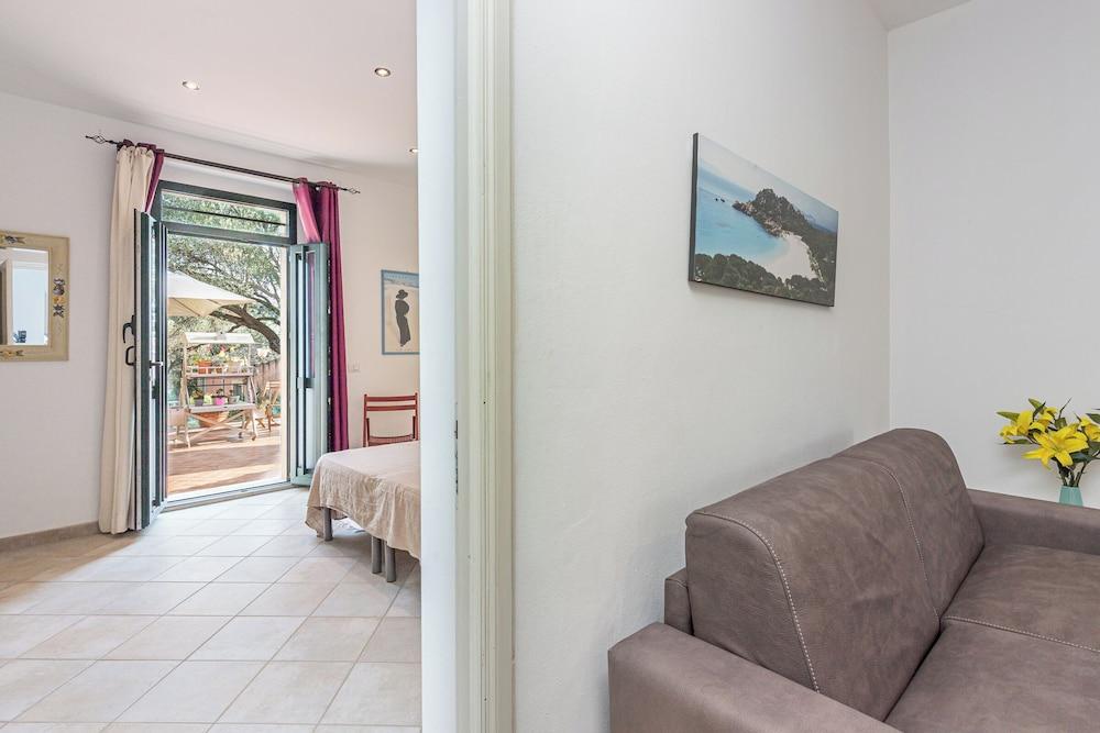 Domos Pintadas Apt. 2 Porto Rotondo