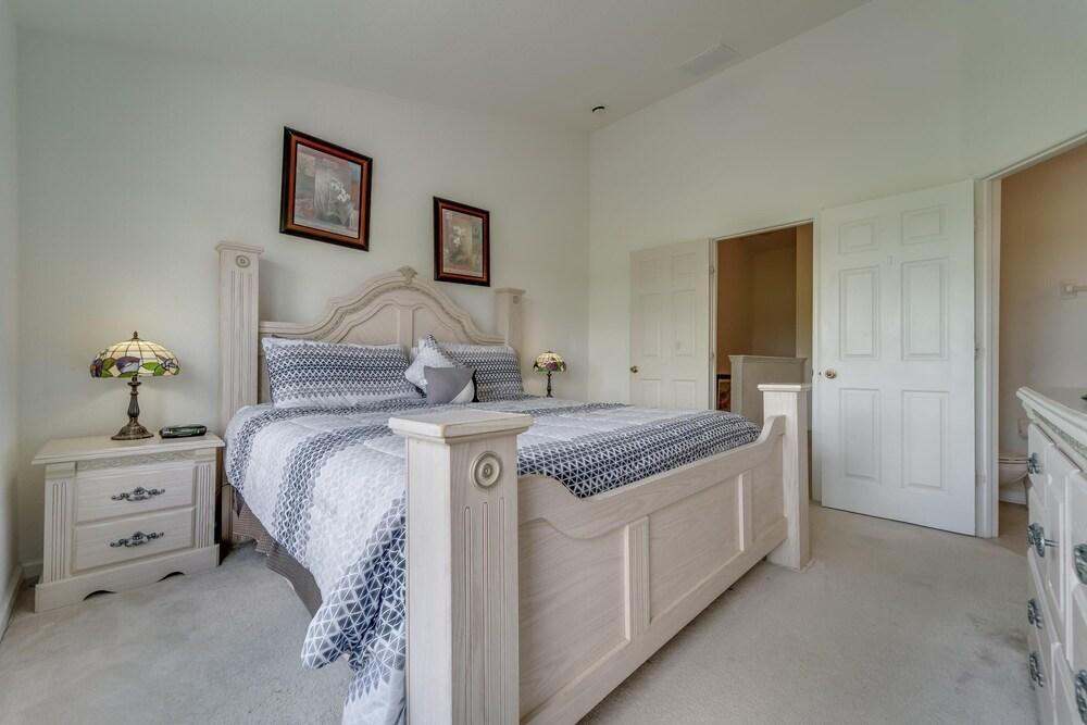 Neil's Windsor Hills Townhouse