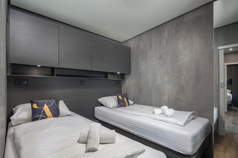 Adrialux Camping Mobile Home