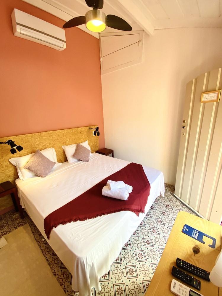 Com Verso e Prosa RePouso e café