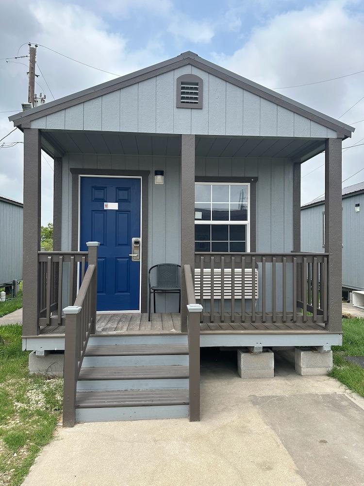 Coastal Bend Motel & RV Park