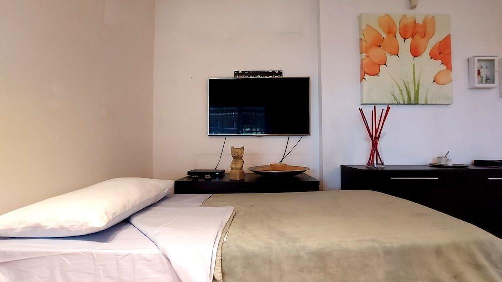 Home Sorbara Luxury Home No01