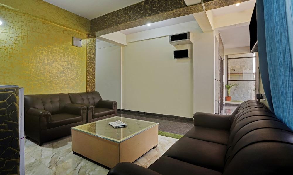 Itsy By Treebo - Galaxy Suites Hebbal