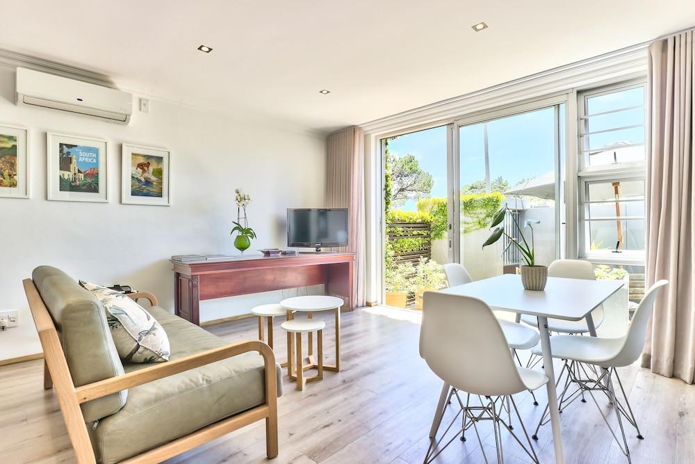 Garden Studio in Camps Bay