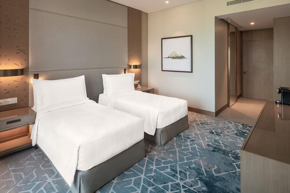 Palace Beach Resort Fujairah