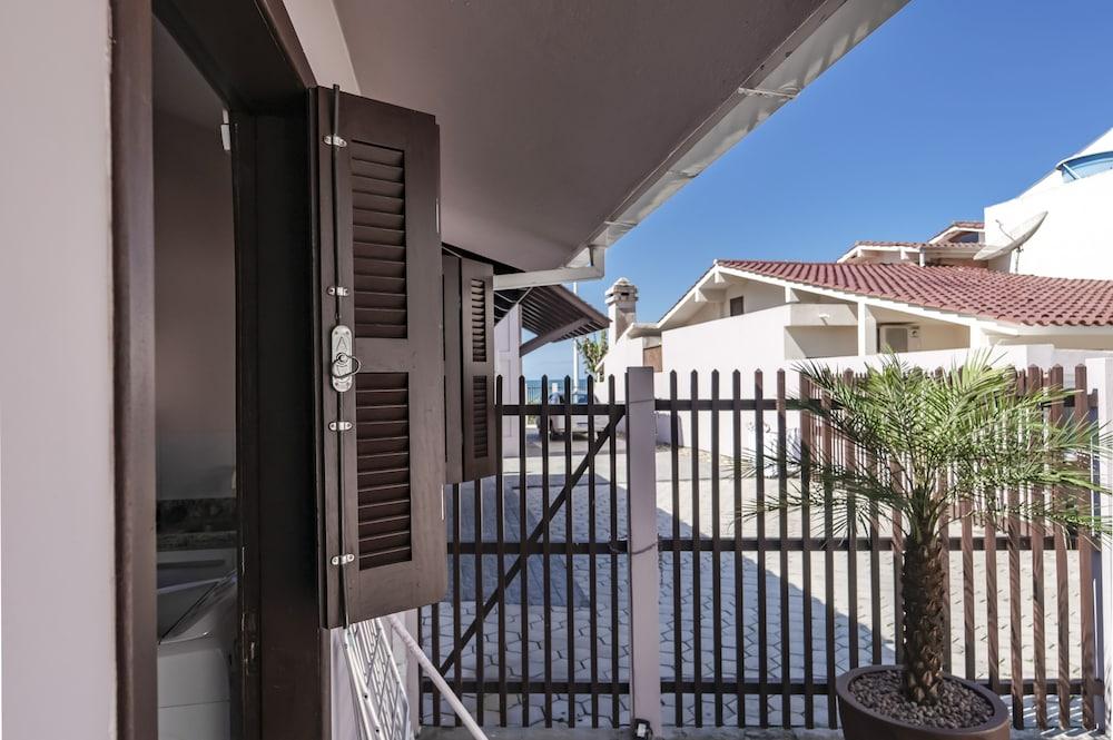 Apartamento Flat Mono ambiente em bombas