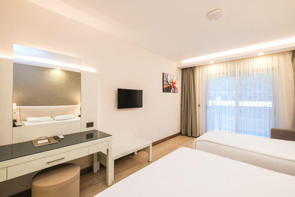 Orka Village Hisarönü