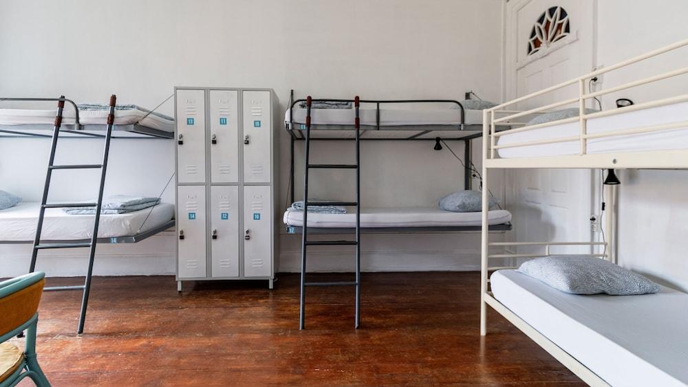 Oporto Invictus Hostel