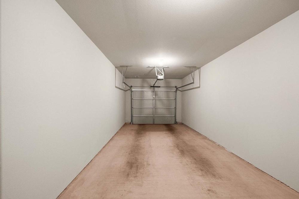 Luxury Townhome Pool North Austin Evonify