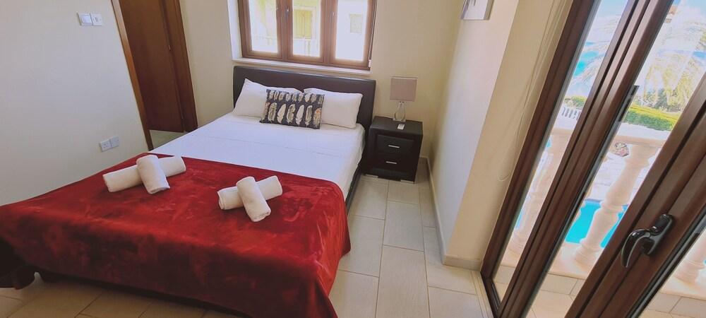 Ocean View 4 BR Villa