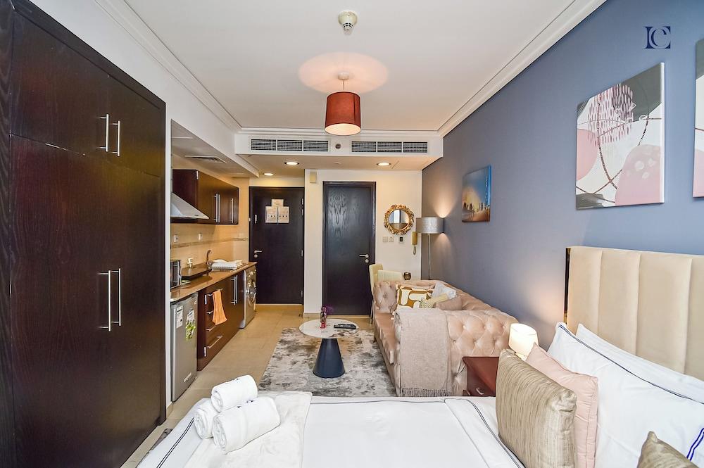 Chrs - Well-kept Furnished Studio