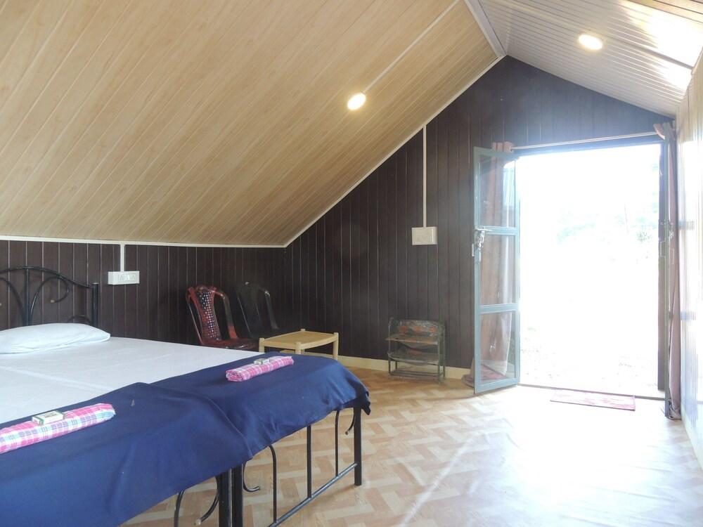 Dandeli - Aura Jungle Stay