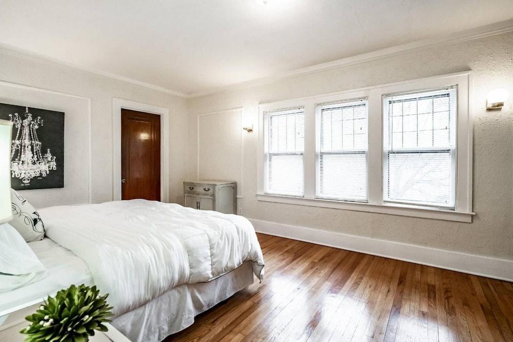 Glamorous Green Beauty