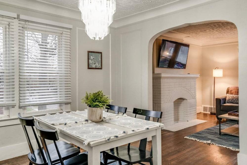 Cozy and Comfortable Apartment