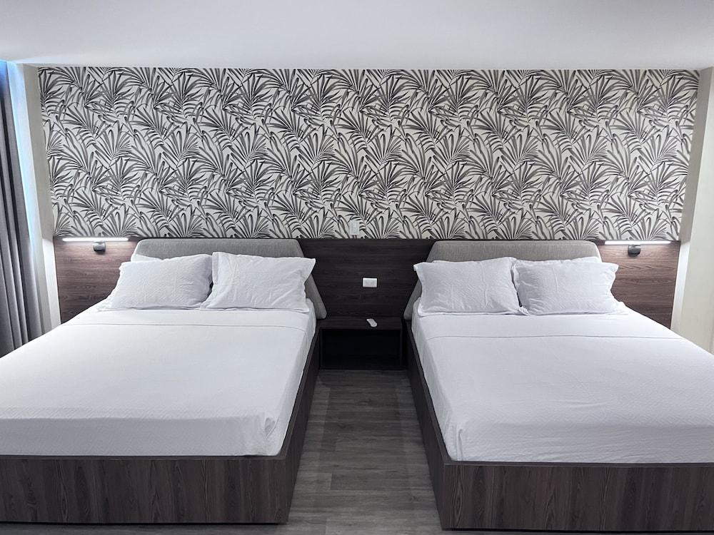 Eslait Hotel & Apartamentos