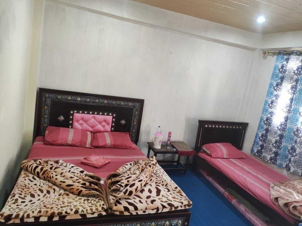 Kashmir Inn Guest House