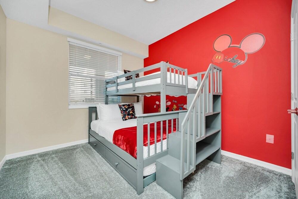 Stunning Lakeview Condo w/ Free Resort Access!