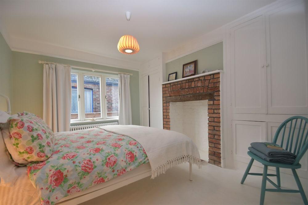 Seaside Retreat - Rye Harbour