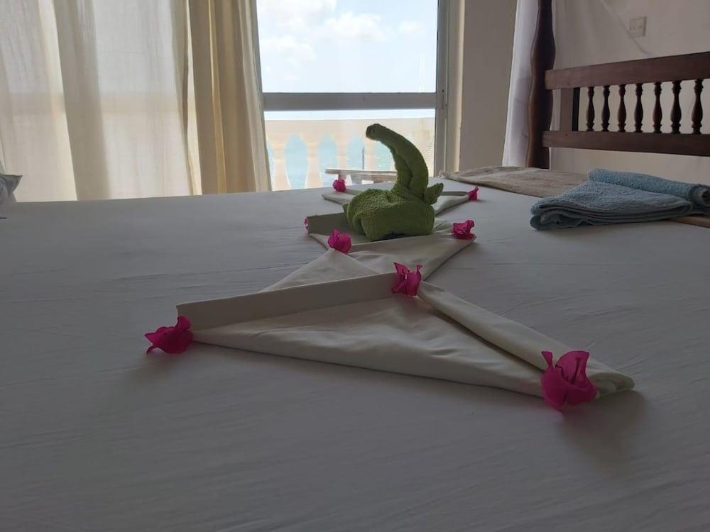 Shella Bahari Guest House