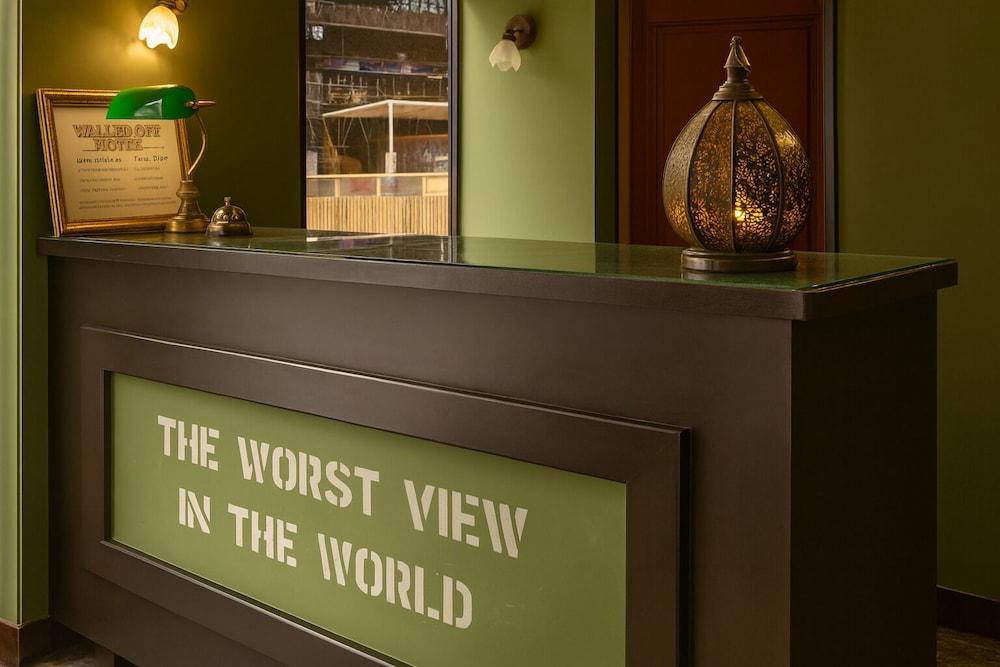 The Walled off Hotel Paris