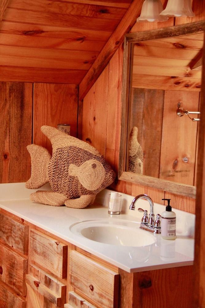 River Wellness Lodge