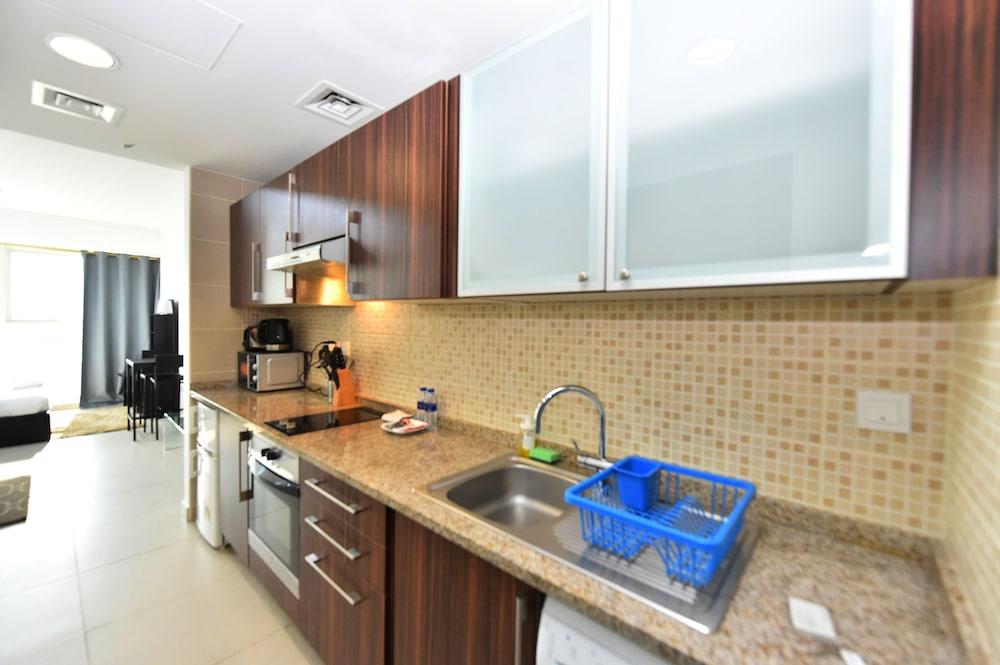 RIT - Charming Furnished Studio JLT