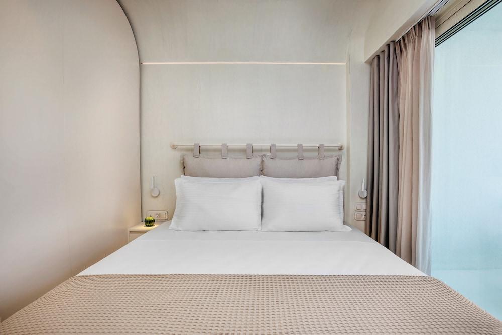 Cocoons Luxury Suites & Villas