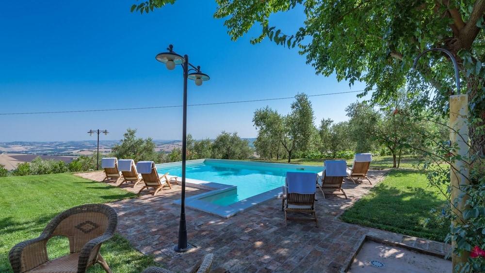 An-f453-cbgn2at - Casale Verdicchio