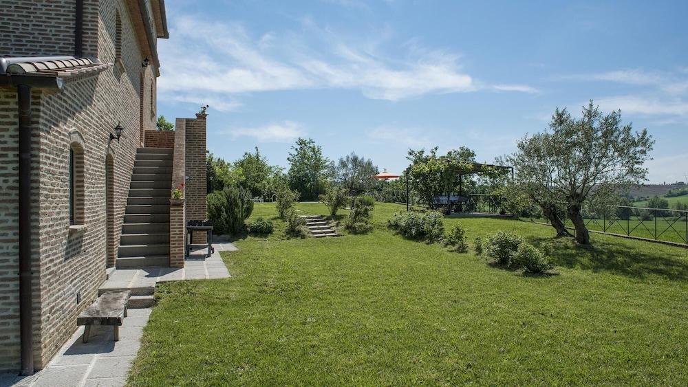 Casale Cinque Valli 8