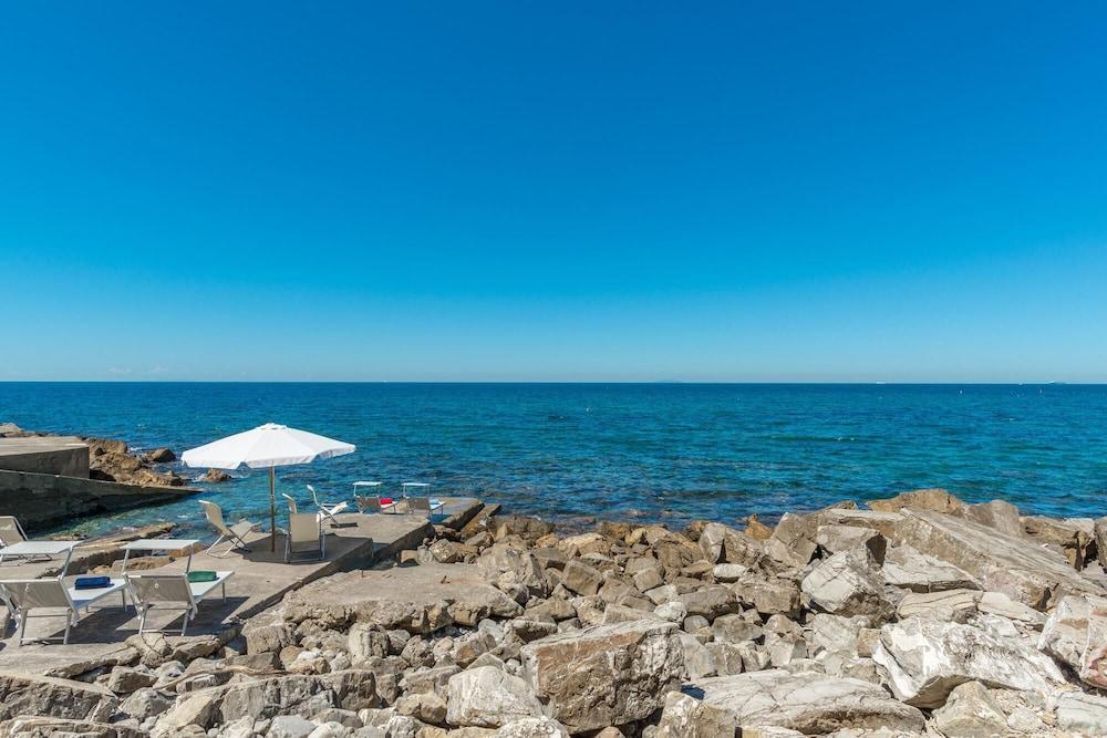 Villa Dell Angelo 10