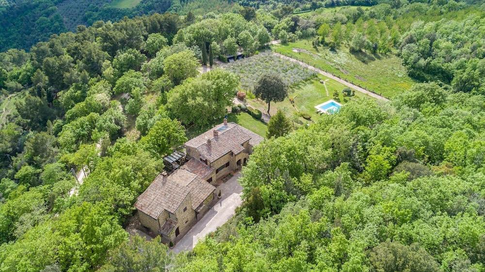 La Cerqua 8 in Gualdo Cattaneo