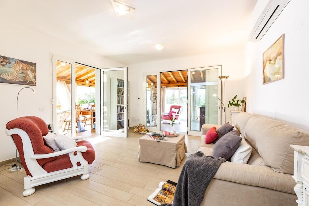 Li-c415-vipo0at - Il Nocciolo 12