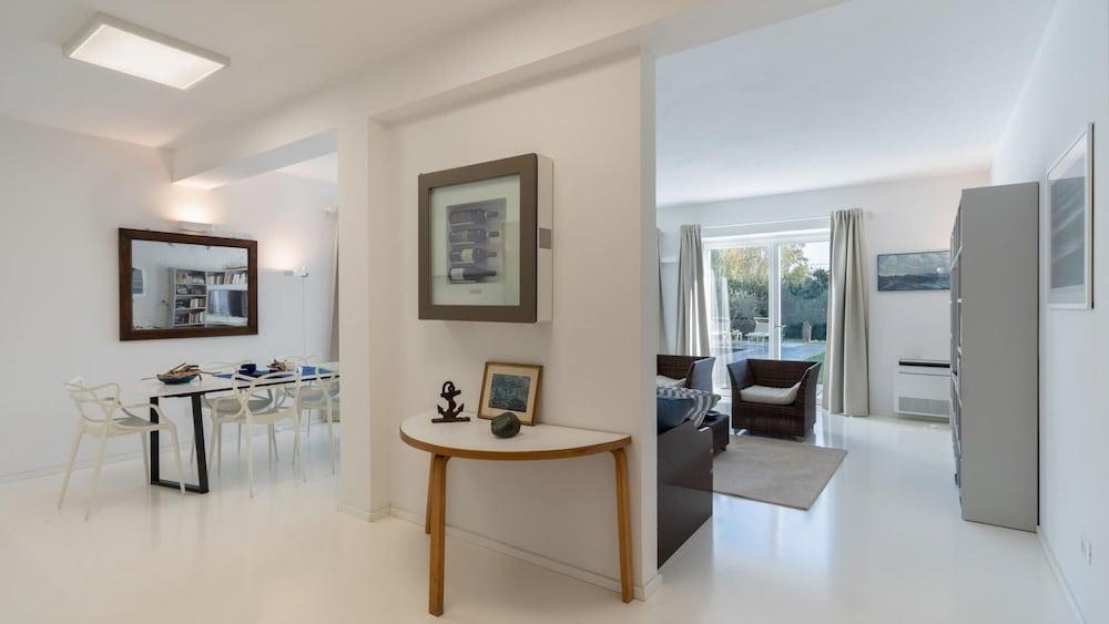 Li-b669-lost0at - Villa Giomoa 8