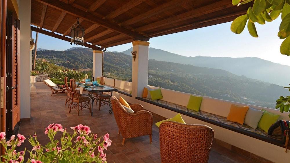 Villa Il Basto 8 in Cefal