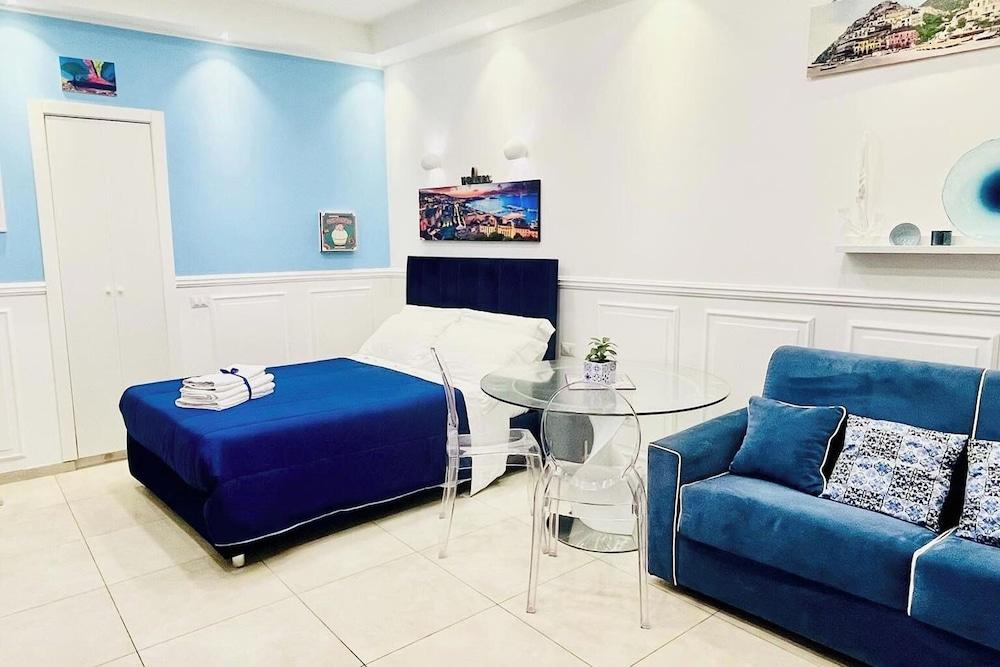 Donn'anna Naples City Center