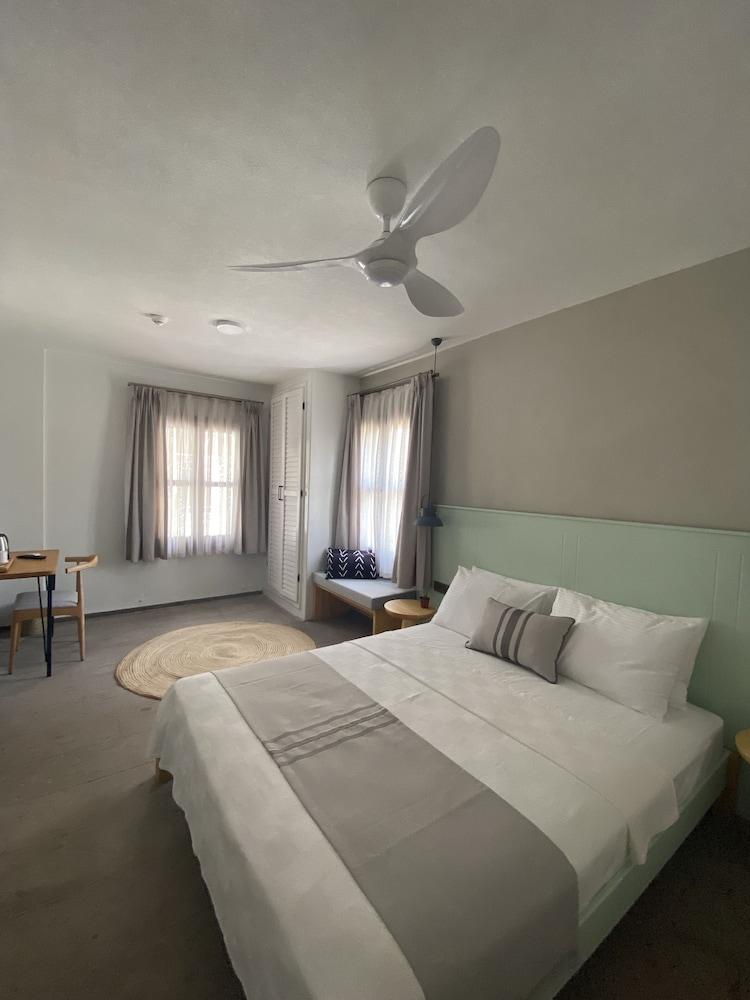 Min Ayvalık (Adults Only +12)